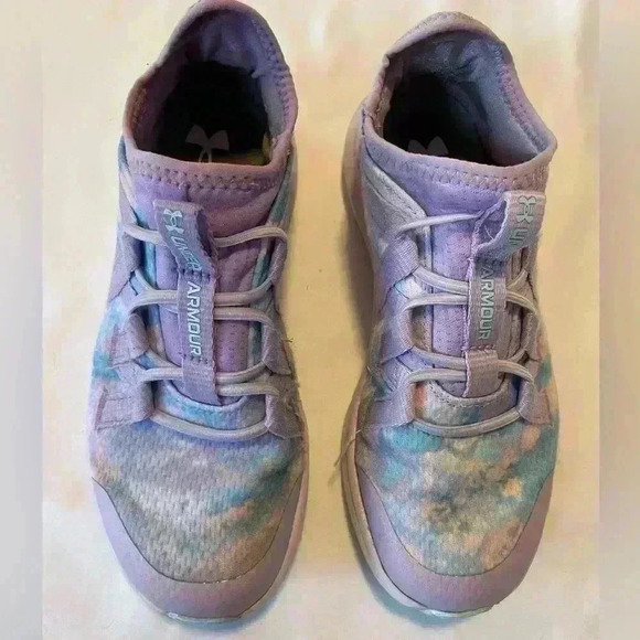 Under Armour Girls Kids Size 2 Slip On Sneakers - Picture 2 of 5